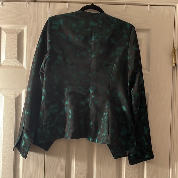 Green & Black Gibson Blazer - Picture 4 of 4
